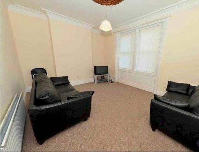 5 Bedroom Terraced House To Rent In Hunters Road, Newcastle, NE2