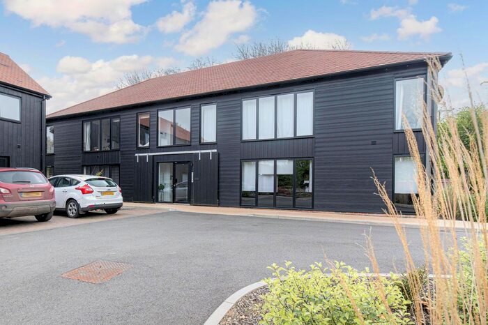 1 Bedroom Flat For Sale In Kilndown Place, Stelling Minnis, CT4