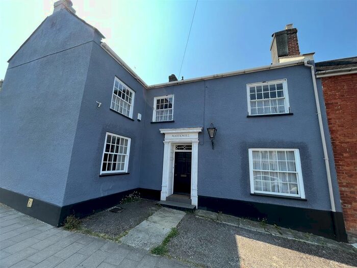 2 Bedroom Property To Rent In Lyme Street, Axminster, Devon, EX13