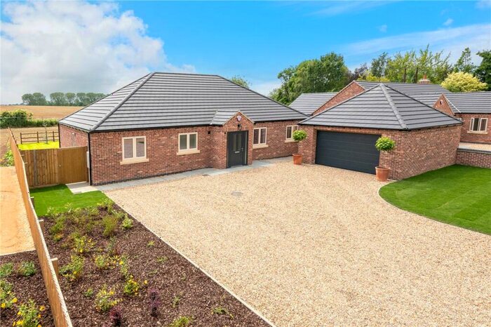 3 Bedroom Bungalow For Sale In Main Street, Dorrington, Lincoln, Lincolnshire, LN4