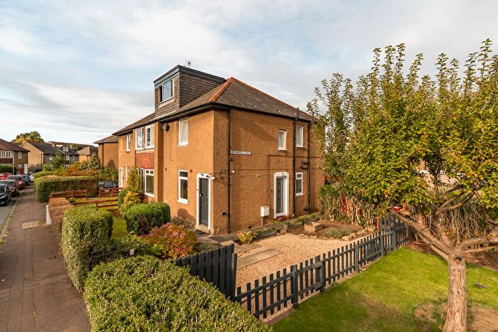 2 Bedroom Flat For Sale In Broomfield Crescent, Edinburgh, EH12