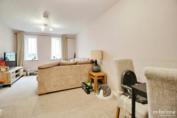 2 Bedroom Flat For Sale In Frankel Avenue, Swindon, SN25