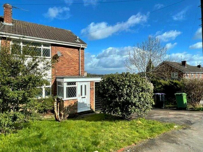 3 Bedroom Semi-Detached House To Rent In Trinity View, Ketley Bank, Telford, Shropshire, TF2