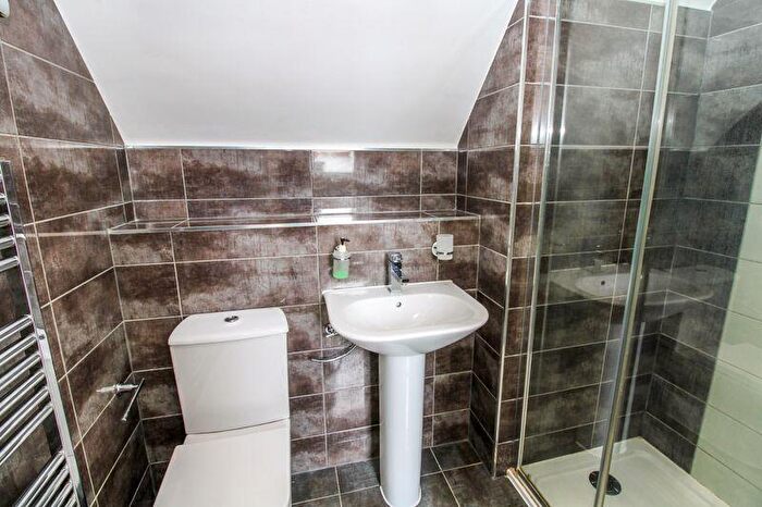 5 Bedroom Detached House For Sale In Potter Meadows, New Cardington, MK42