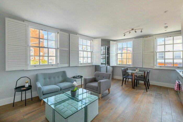 2 Bedroom Flat To Rent In Longmoore Street, Pimlico, SW1V
