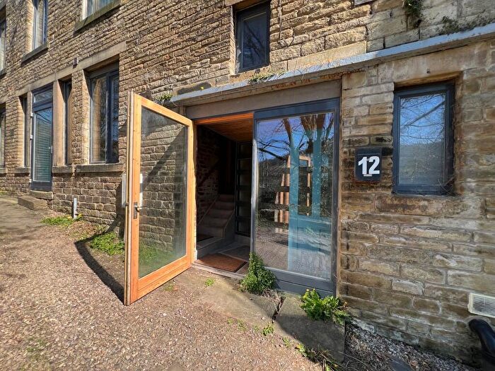 3 Bedroom End Of Terrace House For Sale In Union Street, Hebden Bridge, HX7