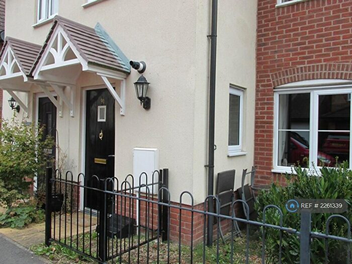 2 Bedroom End Of Terrace House To Rent In Bath Vale, Congleton, CW12