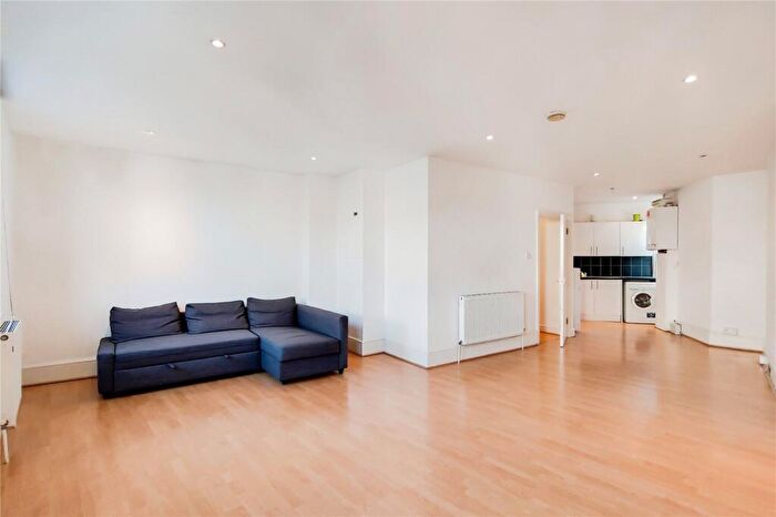 1 Bedroom Apartment To Rent In Old Street, Shoreditch, London, EC1V