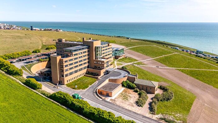 1 Bedroom Apartment For Sale In The Cliffs, Greenways, Ovingdean, BN2