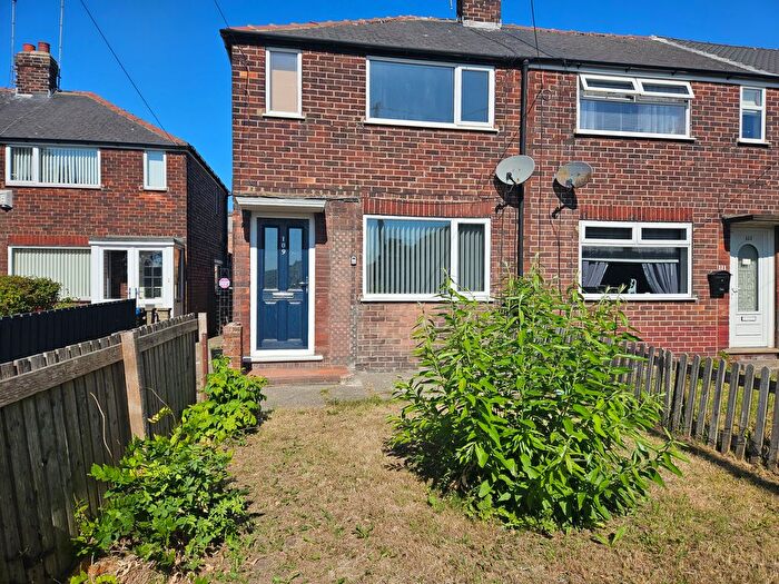 2 Bedroom End Of Terrace House To Rent In Marfleet Avenue, Hull, HU9