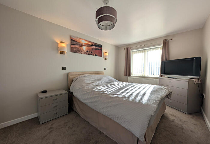 4 Bedroom Detached House For Sale In Moor Croft, Eldwick, Bingley, BD16