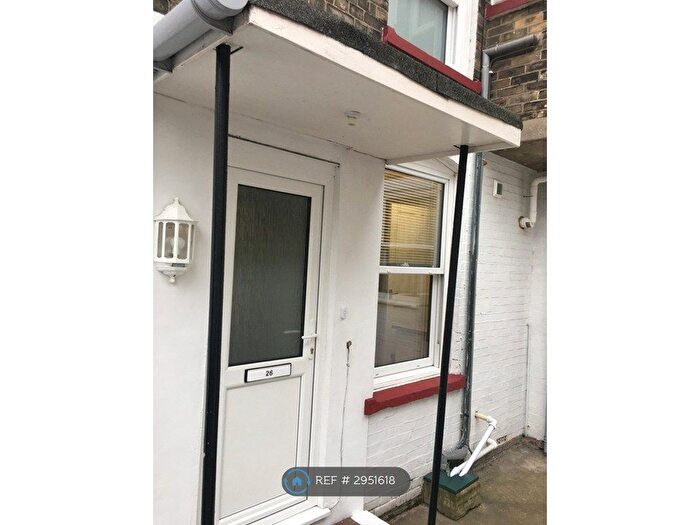 2 Bedroom Flat To Rent In Mill Road, Lowestoft, NR33