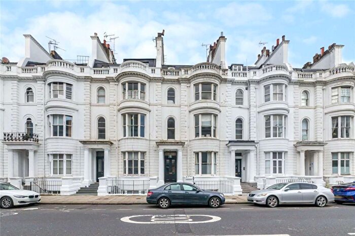1 Bedroom Flat For Sale In Gloucester Terrace, W2