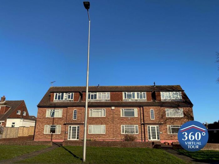 1 Bedroom Flat To Rent In Exeter Road, Exmouth, EX8