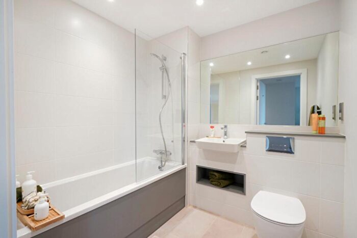 2 Bedroom Apartment To Rent In One Maidenhead, A Garden Boulevard, SL6