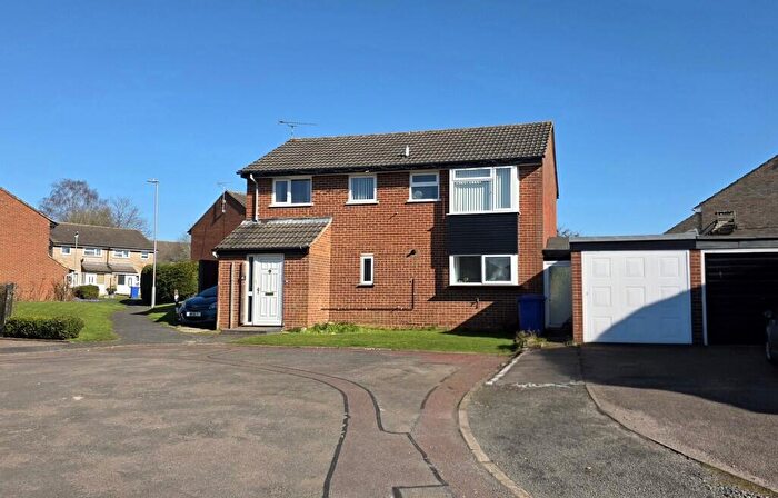 4 Bedroom Detached House For Sale In Robinson Drive, Brackley, NN13