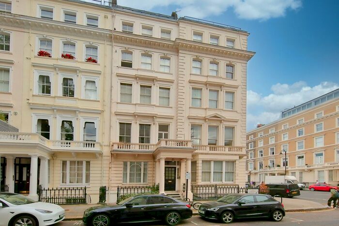 1 Bedroom Flat To Rent In , Cornwall Gardens, Kensington, SW7