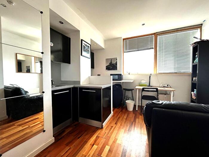 Apartment To Rent In West Point, Wellington Street, Leeds, LS1