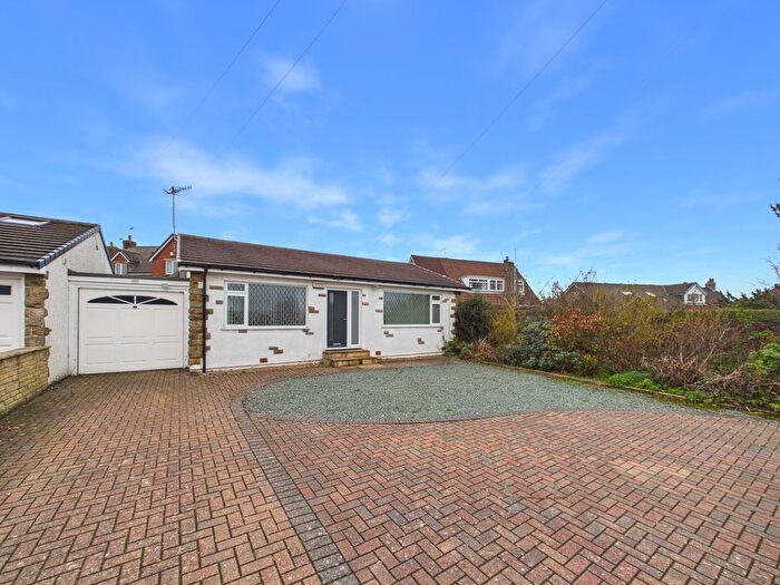 2 Bedroom Detached Bungalow For Sale In Carr Lane, Dronfield Woodhouse, Dronfield, Derbyshire, S18