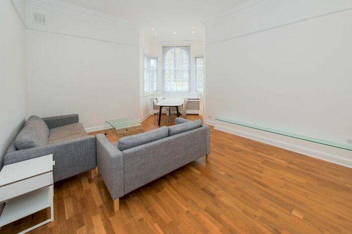 2 Bedroom Flat To Rent In Upper Wimpole Street, London, W1G