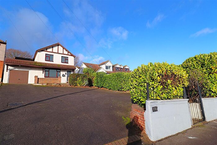 4 Bedroom Detached House For Sale In Maidstone Road, Rainham, ME8