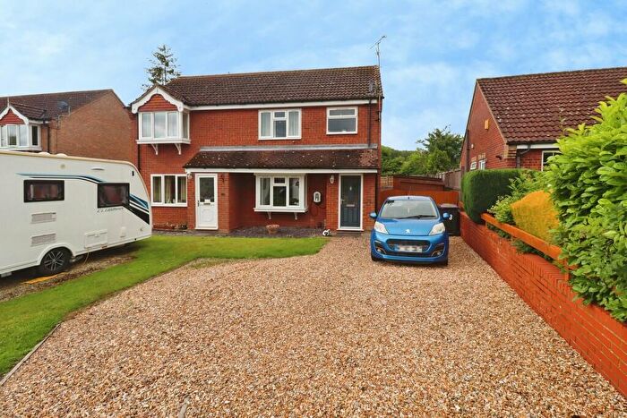 3 Bedroom Semi-Detached House For Sale In Millstream Road, Heighington, LN4