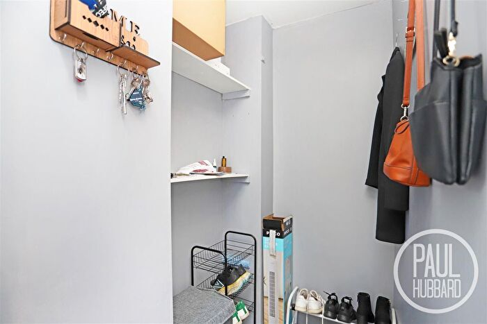 1 Bedroom Flat To Rent In Langley Walk, Norwich, Norfolk, NR2