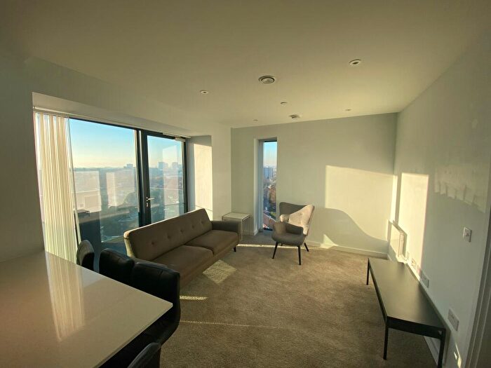 2 Bedroom Apartment To Rent In Local Blackfriars, Bury Street, M3