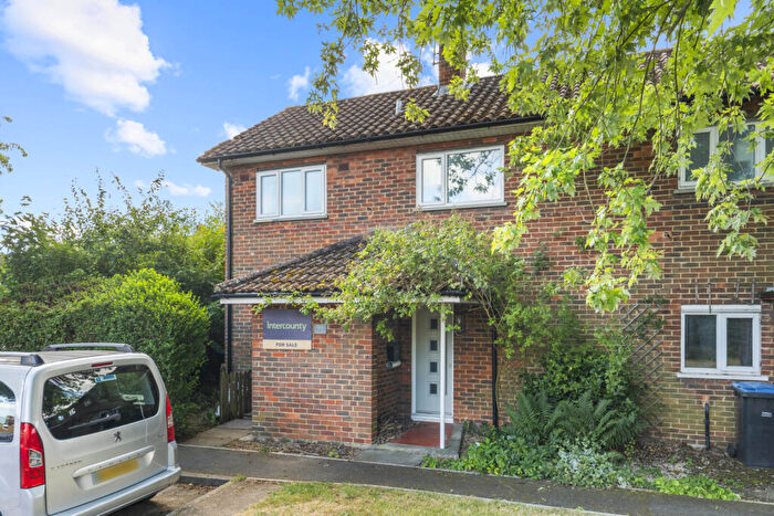 2 Bedroom End Of Terrace House For Sale In Chippingfield, Harlow, Essex, CM17