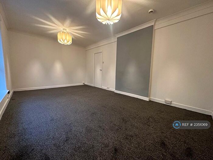 3 Bedroom Semi-Detached House To Rent In St. Fillans Place, Dundee, DD3