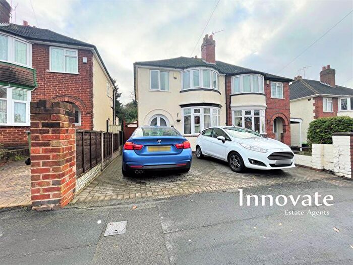 3 Bedroom Semi-Detached House To Rent In Barrs Road, Cradley Heath, B64