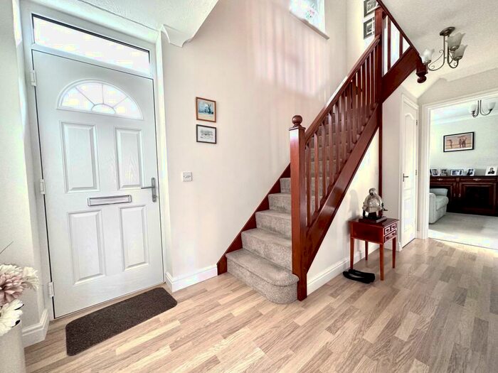 4 Bedroom Detached House For Sale In Tennyson Place, Ely, CB6