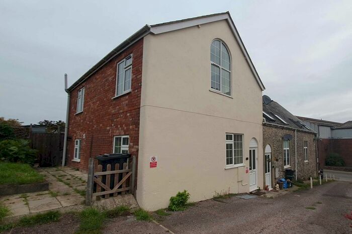 3 Bedroom End Of Terrace House To Rent In Joshua House, Chard, TA20