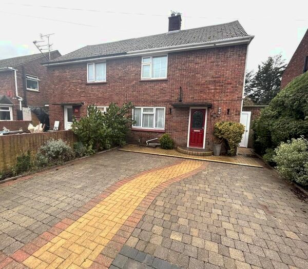 3 Bedroom Semi-Detached House To Rent In Tewkesbury Road, Clacton-On-Sea, CO15