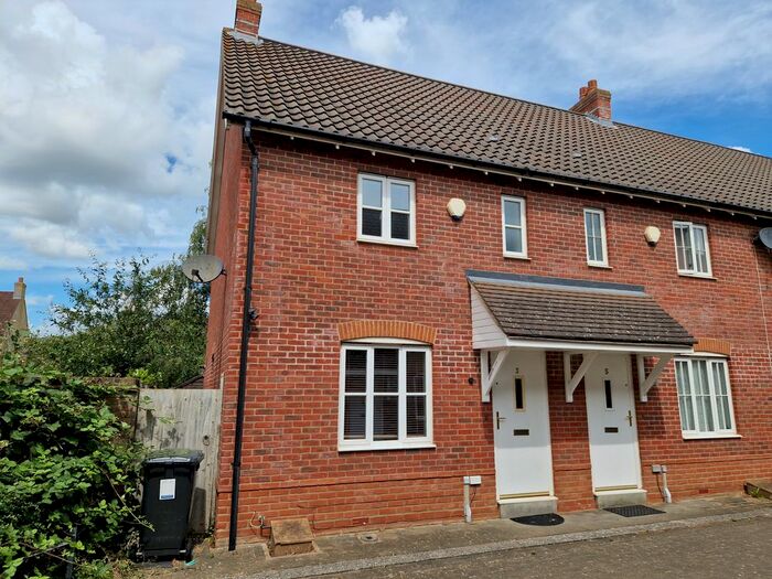 2 Bedroom End Of Terrace House To Rent In Millhouse Walk, Great Camborune, CB23