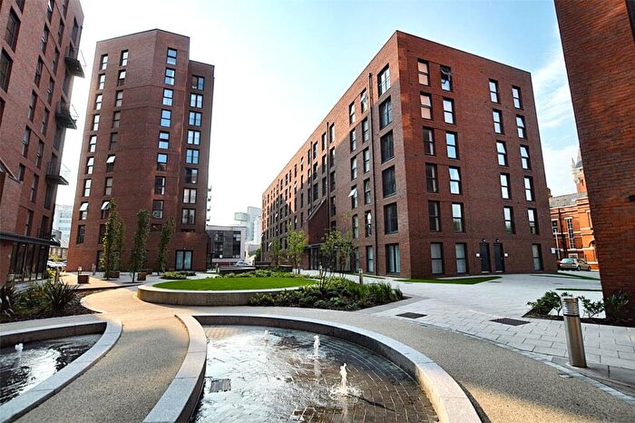 2 Bedroom Apartment To Rent In Sillavan Way, Salford, M3