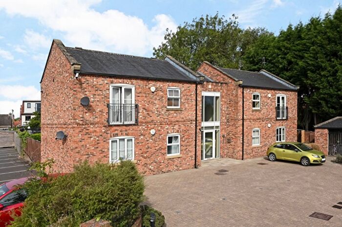 2 Bedroom Flat To Rent In North Moor Croft, Huntington, York, YO32