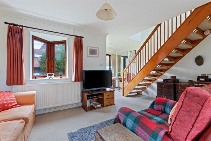 2 Bedroom Terraced House For Sale In Hylton Road, Petersfield, GU32