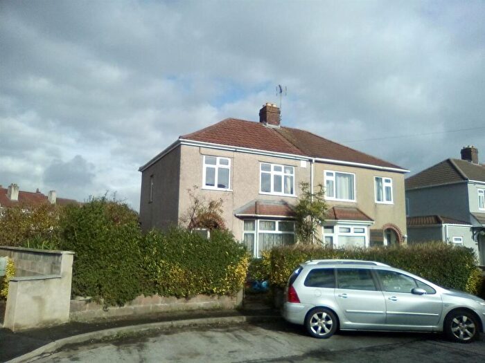 3 Bedroom Detached House To Rent In Rodney Walk, Kingswood, BS15