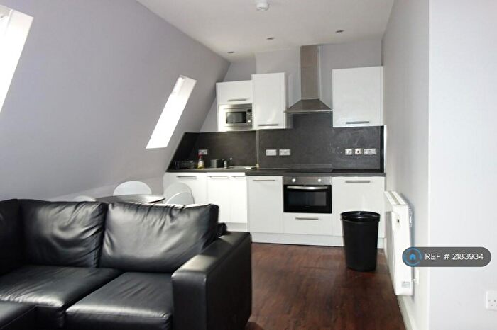 2 Bedroom Flat To Rent In Dale Street, Liverpool, L2