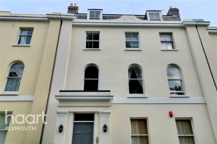 2 Bedroom Flat To Rent In Lipson Terrace, PL4