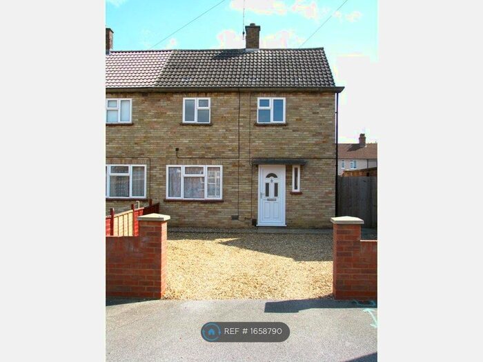 3 Bedroom Semi-Detached House To Rent In Arundel Road, Peterborough, PE4