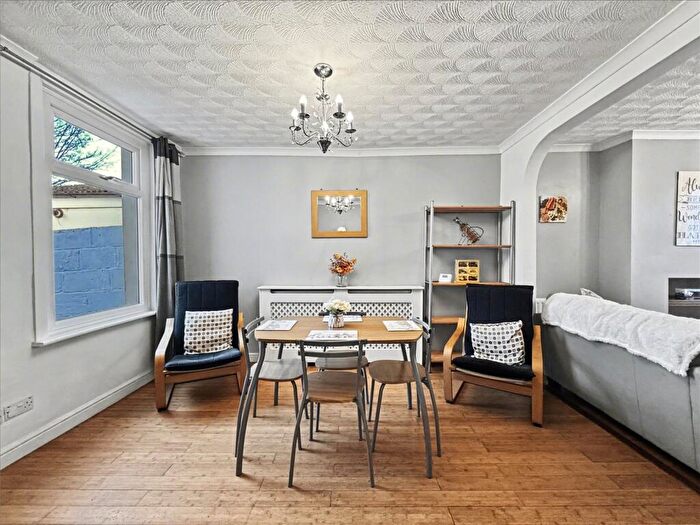 3 Bedroom Terraced House For Sale In East Street, Gillingham, Kent, ME7