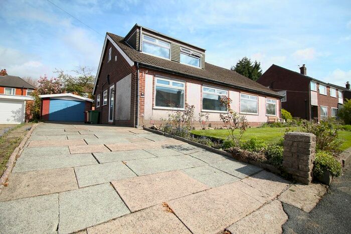 2 Bedroom Bungalow To Rent In Neston Avenue, Bolton, BL1