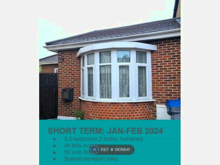 2 Bedroom Bungalow To Rent In Elsrick Avenue, Morden, SM4