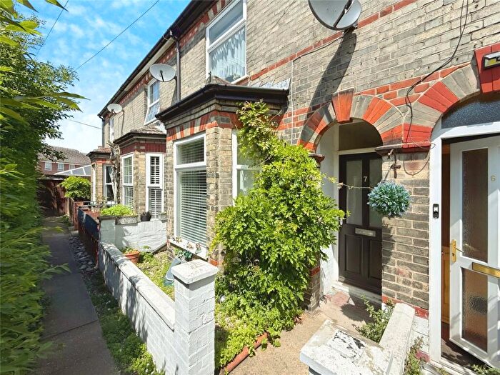 2 Bedroom Terraced House For Sale In Orchard Terrace, Lowestoft, Suffolk, NR33