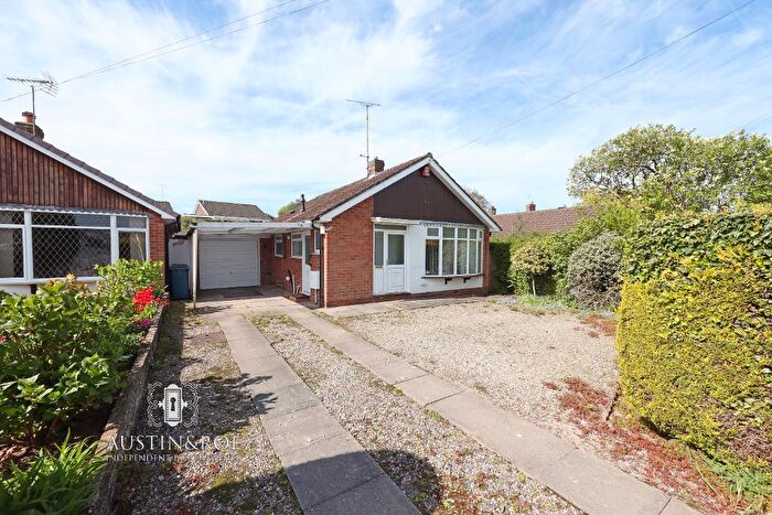 2 Bedroom Detached Bungalow For Sale In Meadow Way, Stone, Staffordshire, ST15