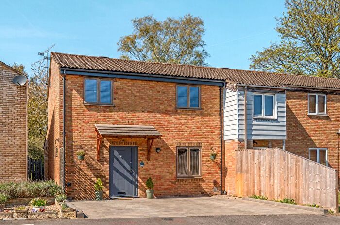 3 Bedroom End Terrace House For Sale In Ludlow, Bracknell, Berkshire, RG12