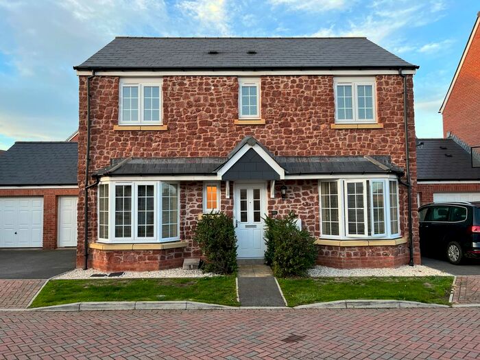 4 Bedroom Detached House To Rent In Saffin Drive, Bathpool, Taunton, TA2