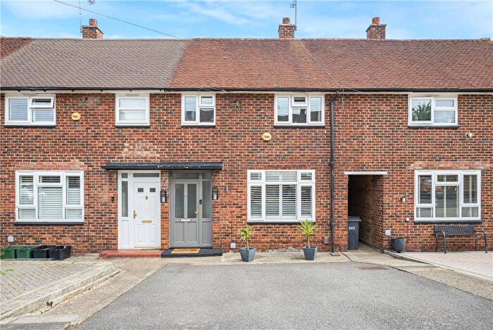3 Bedroom Terraced House For Sale In Dorney Rise, Orpington, Kent, BR5
